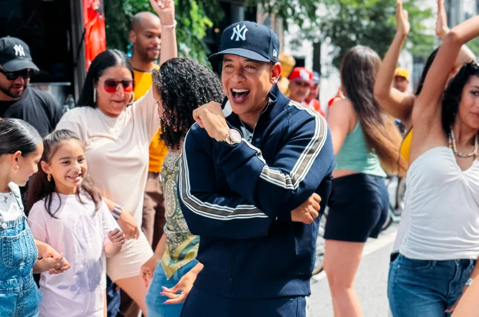 Daddy Yankee regresa como DY con “Sonríele”